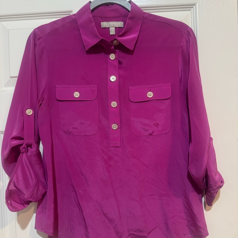 100% Silk, Banana Republic Women's Purple/Fuschia Button-Up Blouse